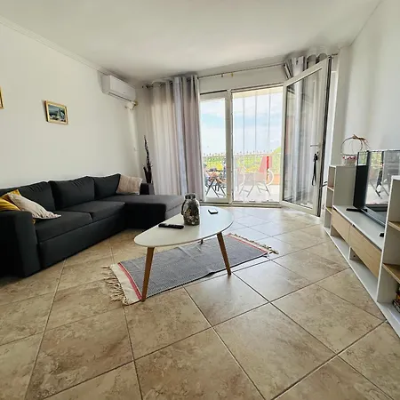 Sky Apartment Nea Kallikrateia