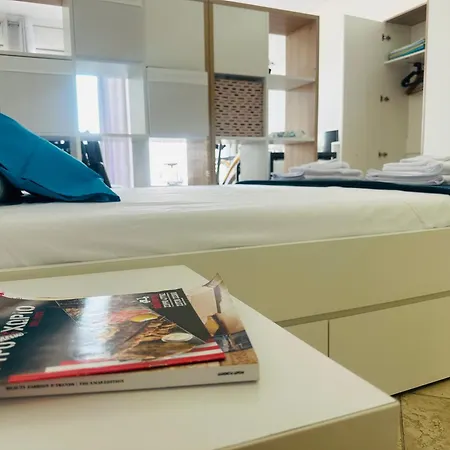 Sky * Nea Kallikrateia